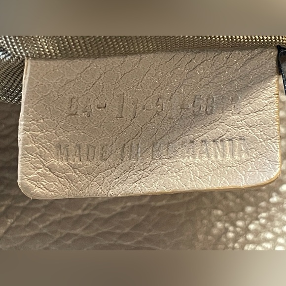 Chloe Lily Pink Small Crossbody Bag - Picture 6 of 14